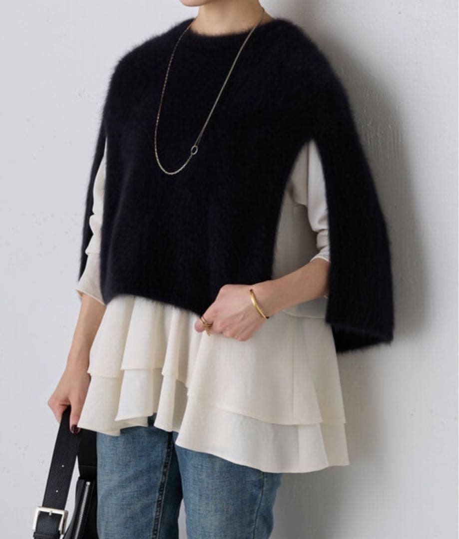 新品　未使用　ビアズリー ファーニットポンチョ　ネイビー