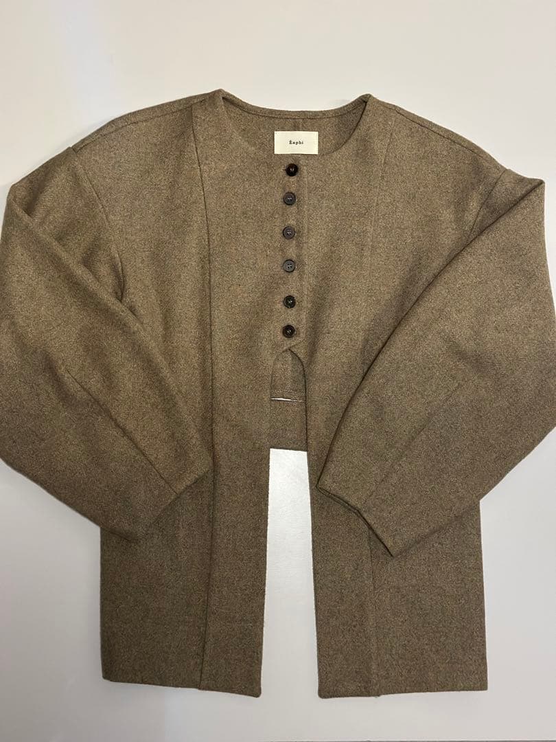 mugi　eaphi　CURVE CUT LINE JACKET