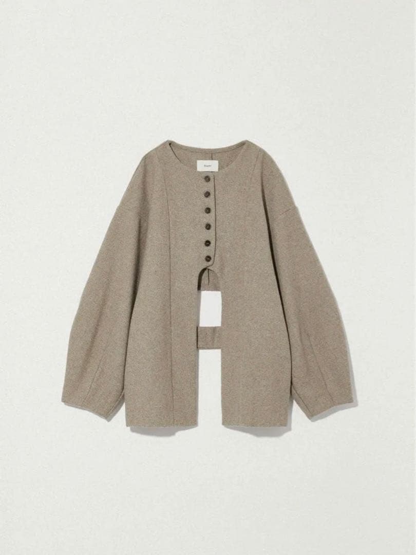 mugi　eaphi　CURVE CUT LINE JACKET