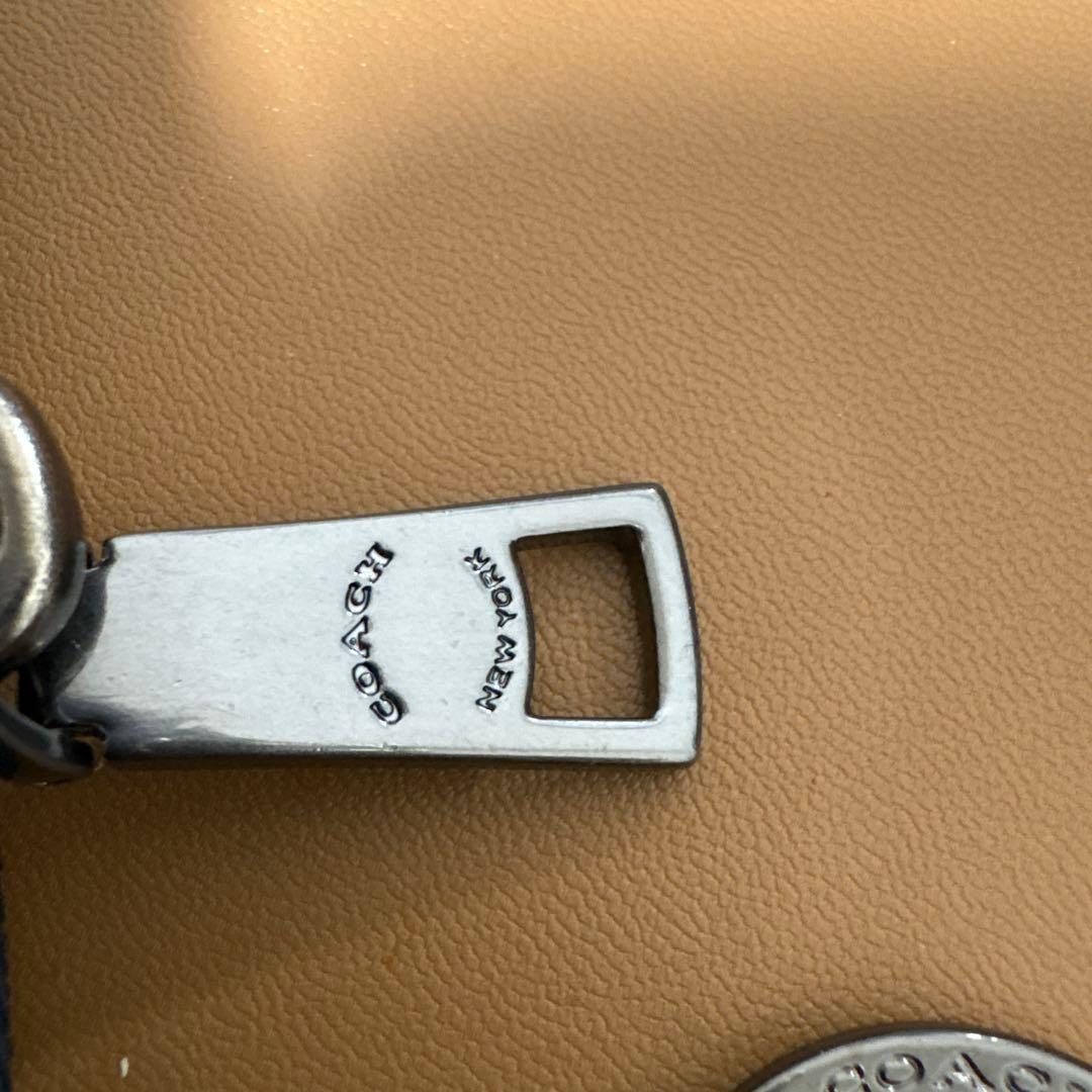 (新品)COACH Ｌジップキーケース コーチシグネチャーキャンバス