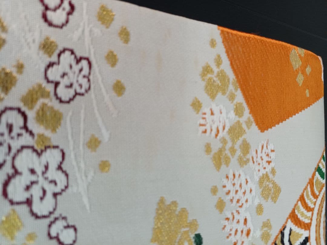 ［丸帯］新品未使用品　経年劣化でのシミが有り O-440