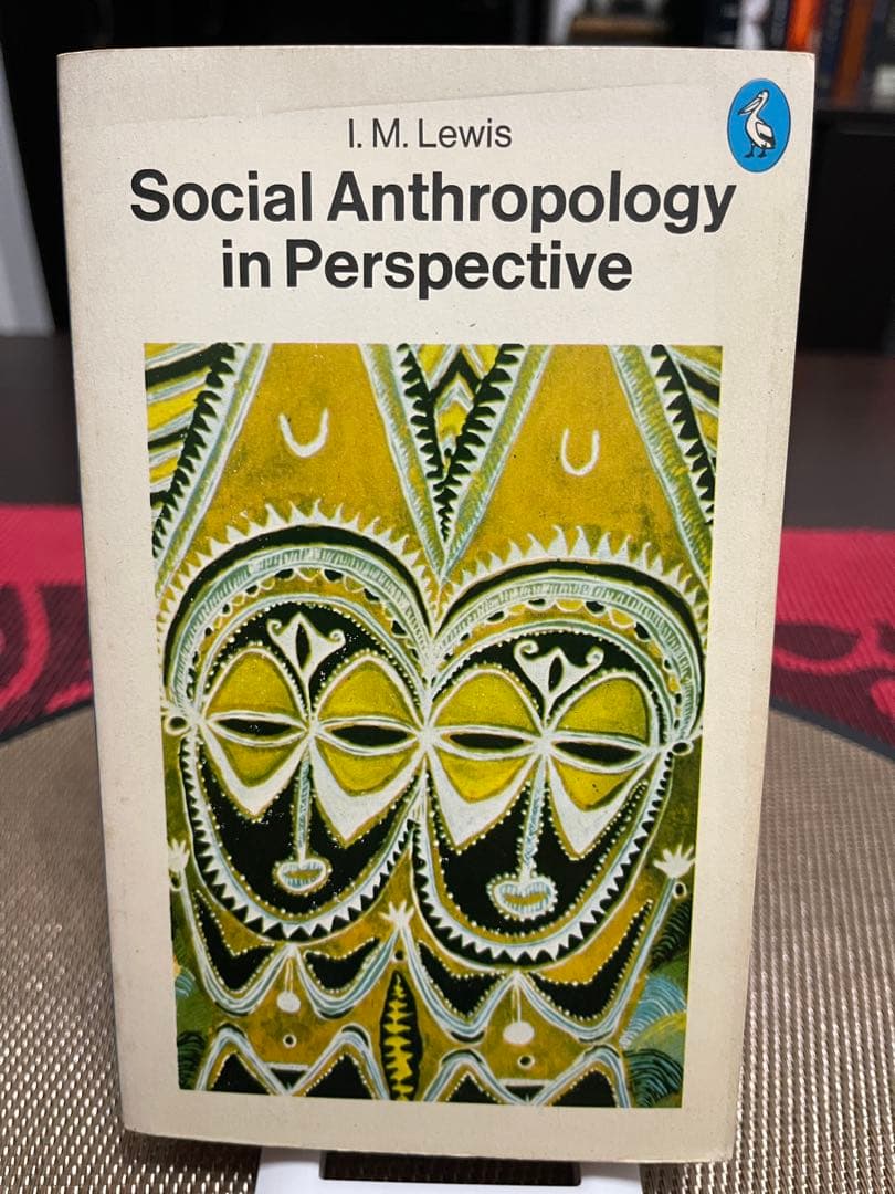 希少Social Anthropology in Perspective