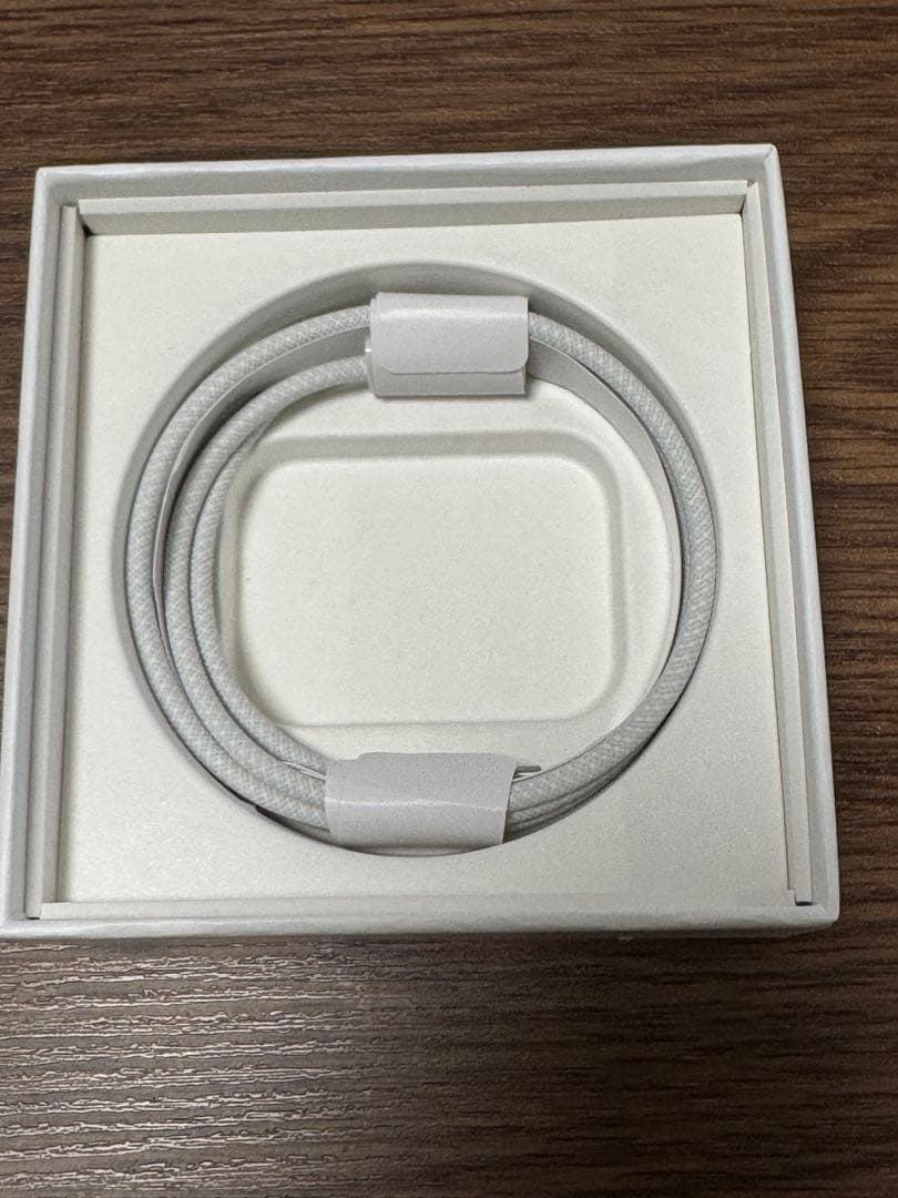 AirPods Pro 第2世代 USB-C MagSafe充電ケース付属品完備