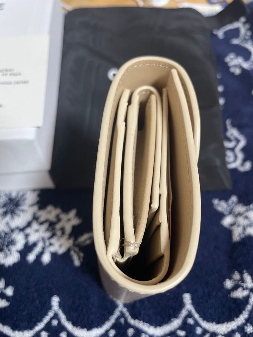 CELINE ベージュ 三つ折り財布