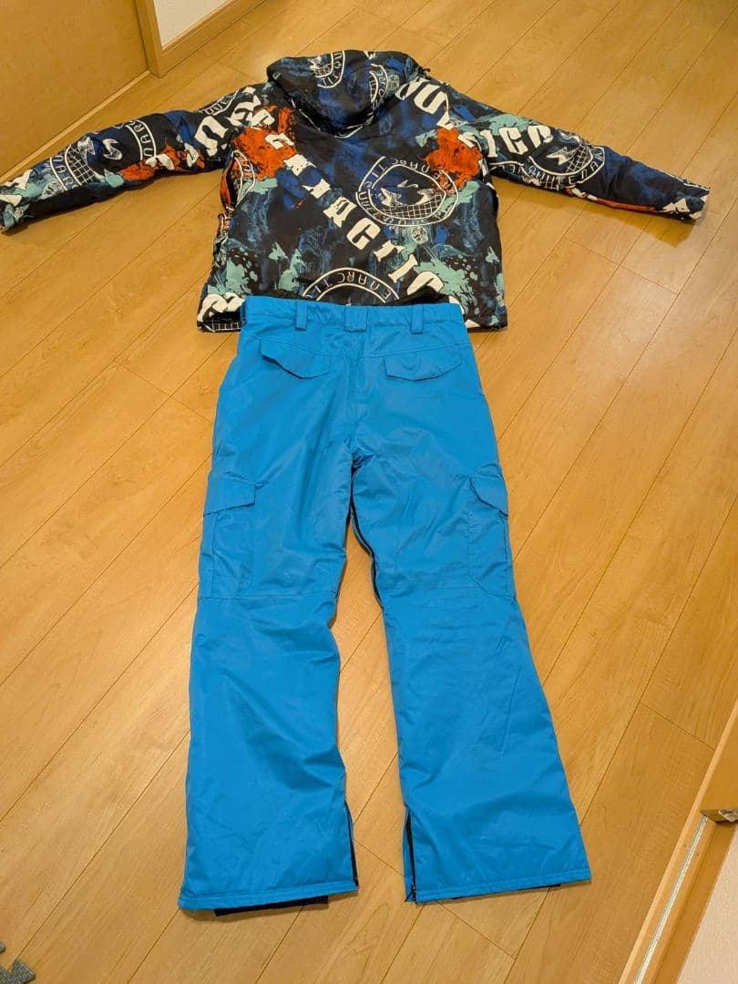 ARCTIC QUEEN スノーボード　スキーウェア 　XL メンズ　上下