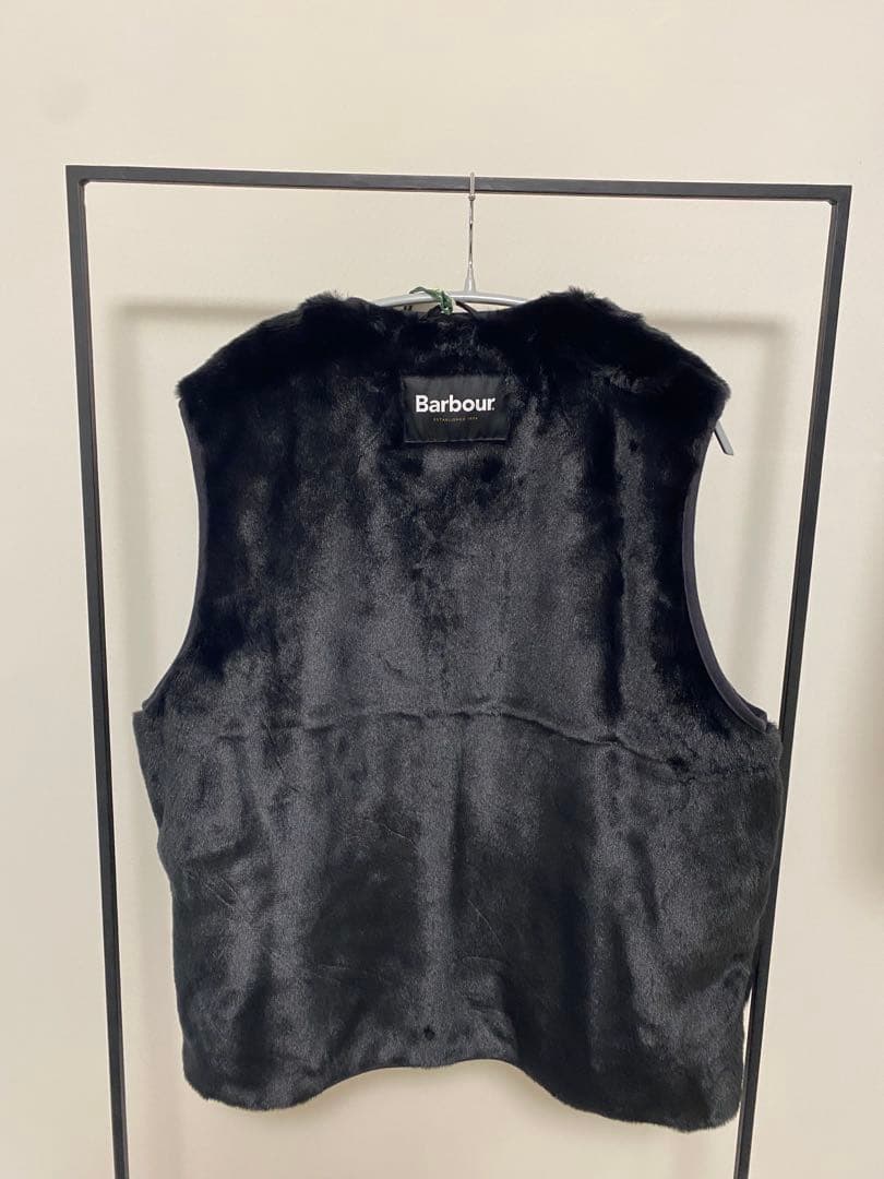 Barbour オリーブ キルティングベスト　グリーンレーベルリラクシング別注