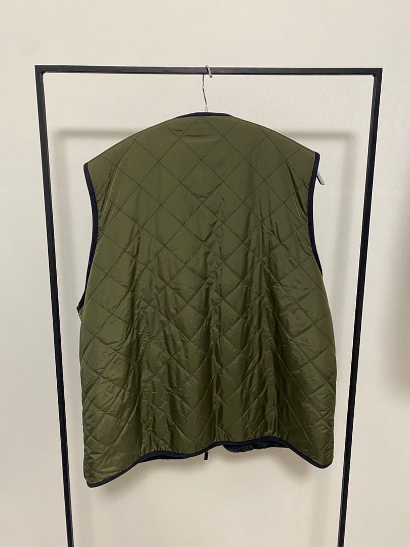 Barbour オリーブ キルティングベスト　グリーンレーベルリラクシング別注