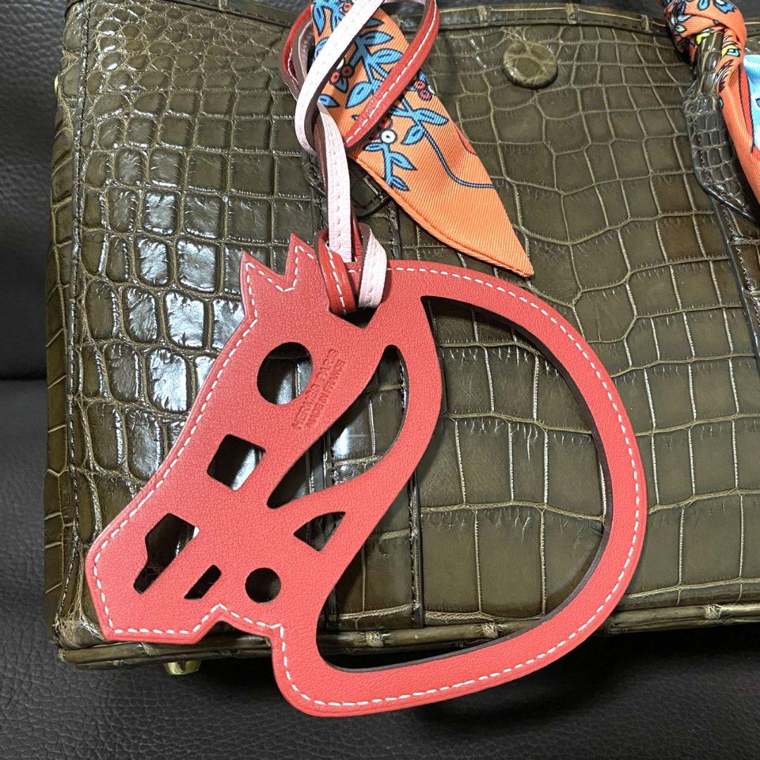 処分！ HERMES エルメス チャーム パドック シュヴァル ピンク 馬
