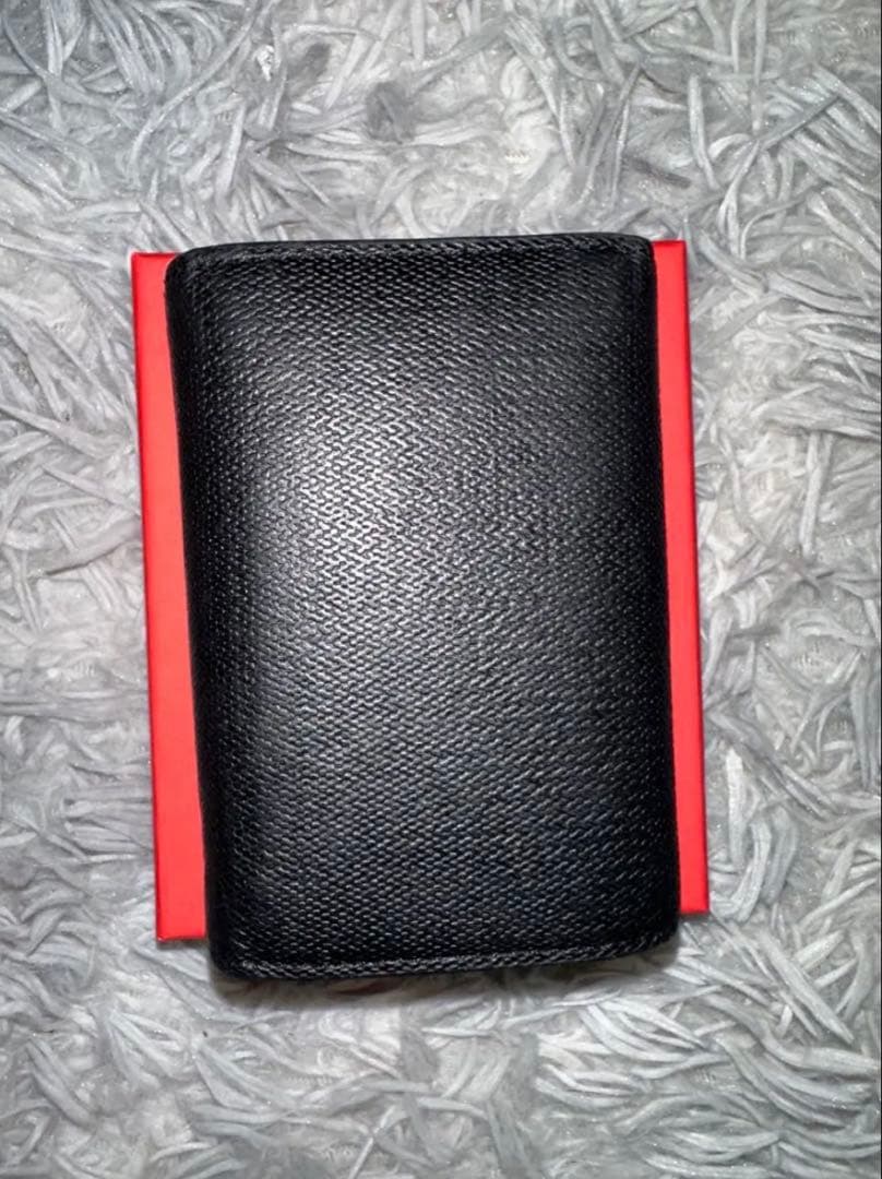 DIESEL ブラック 二つ折り財布　お値下