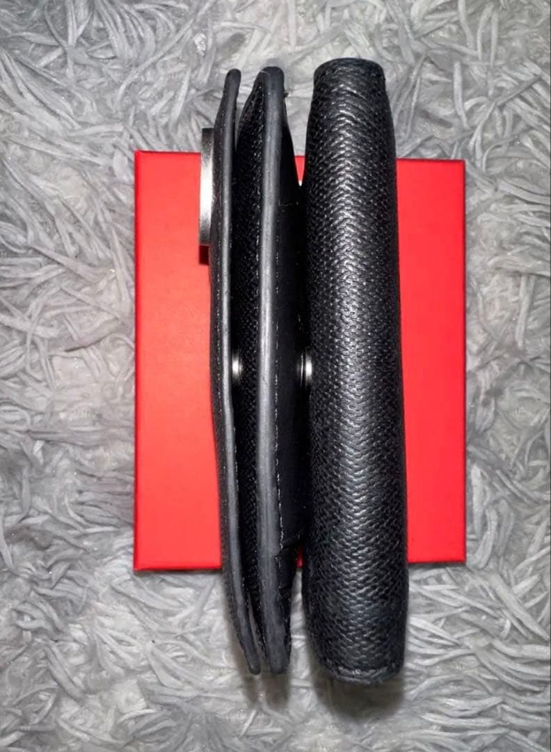 DIESEL ブラック 二つ折り財布　お値下