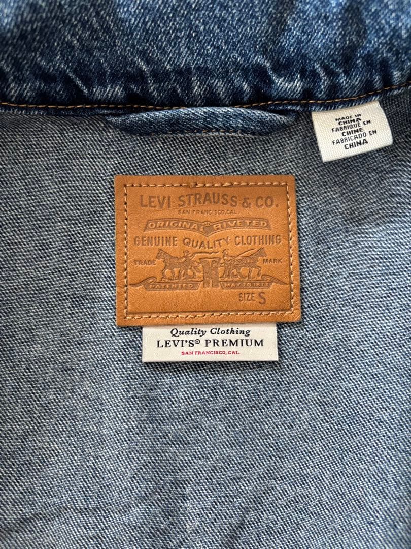 Levi's／BALLOON SLEEVE TRACKER S デニムジャケット
