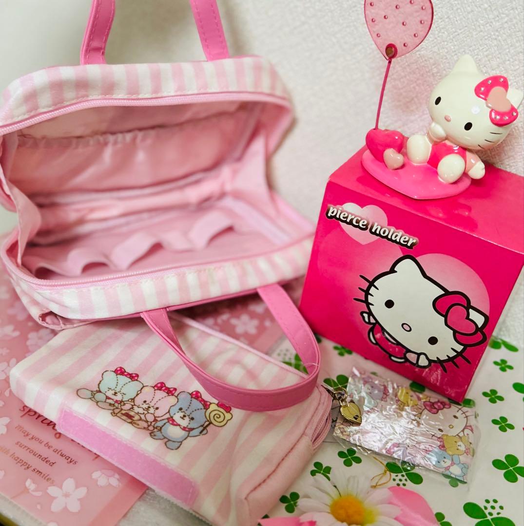 HELLO KITTY♥︎TINY CHUM バッグ・ポーチ& ピアスホルダー♥︎