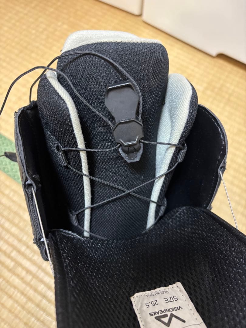 美品！VISIONPEAKSのブーツ atop搭載で締め付け楽々 色ブラック