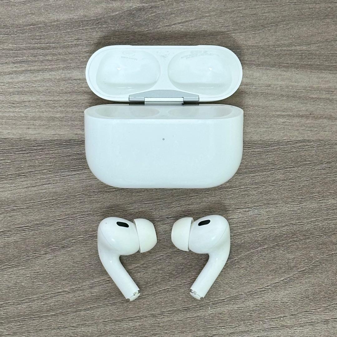抹*茶様 【中古】AirPods Pro 2 Lightning 本体 充電ケー