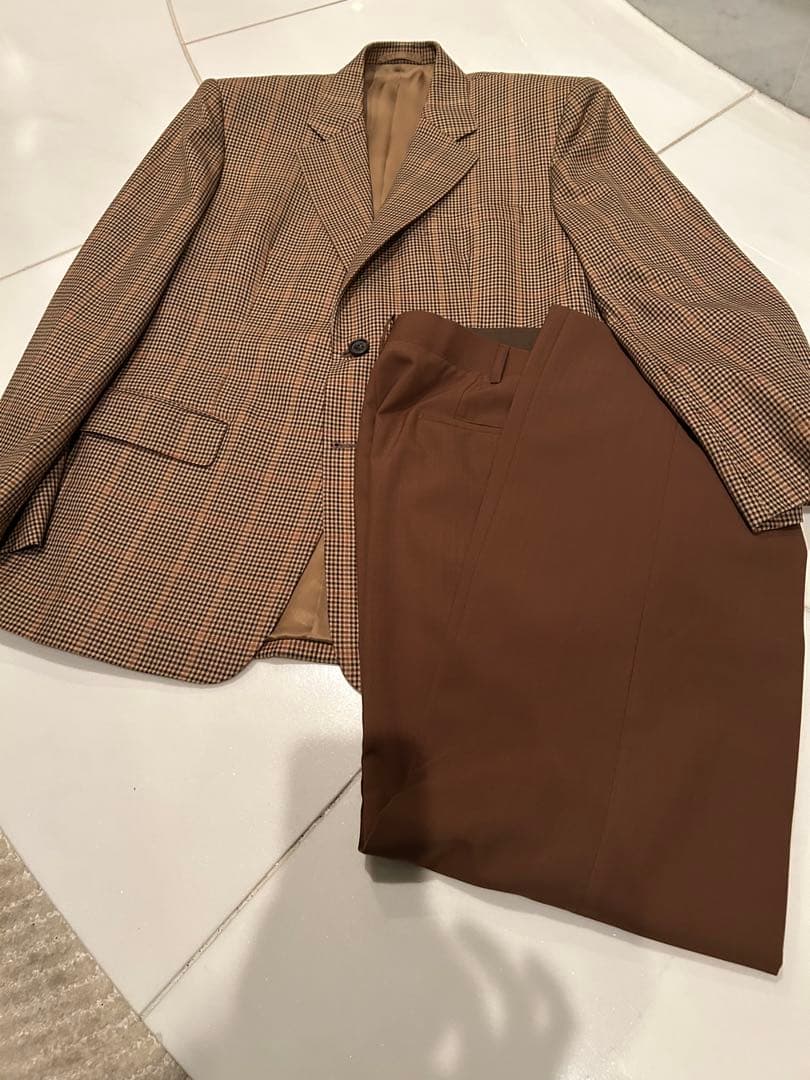 専用イタリア製生地ブラウン　ブレザーとスラックスのセット海外ホテルTaylor