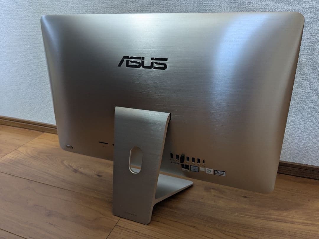 デスクトップ一体型パソコン　ASUS Zen Aio Pro Z220IC