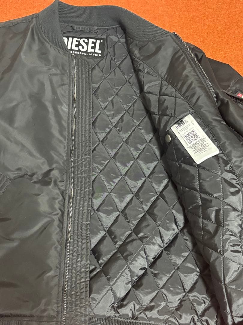 DIESEL ブラック MA-1 フライトジャケット