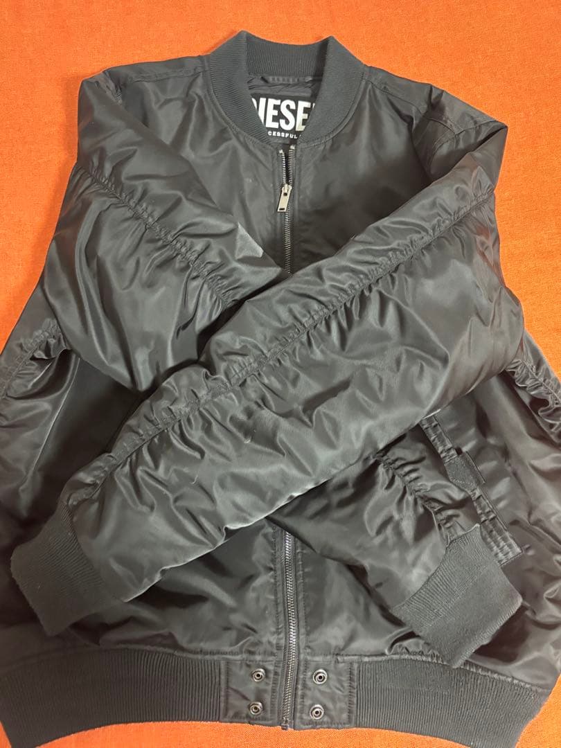 DIESEL ブラック MA-1 フライトジャケット