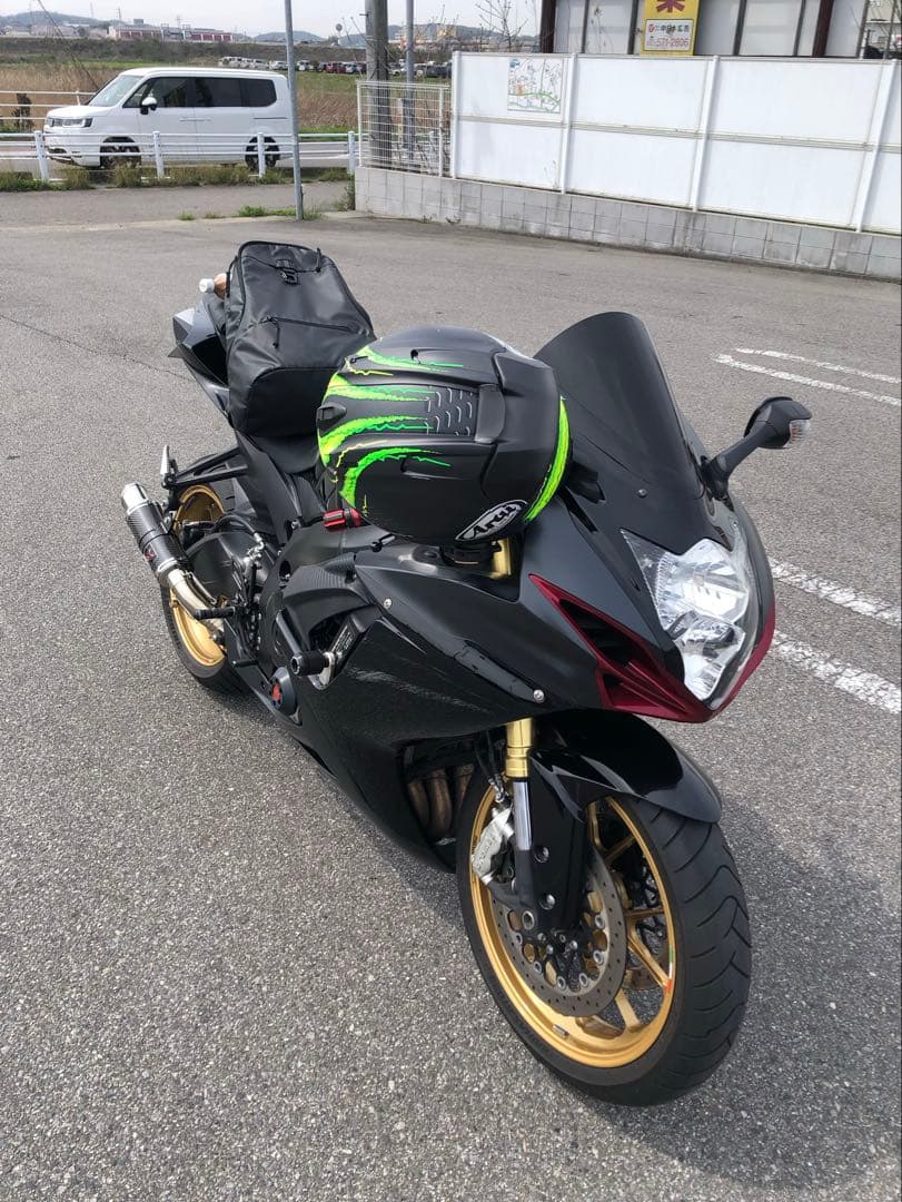 LCI PARTS ショートカーボンスリップオンマフラー　最終値下げ