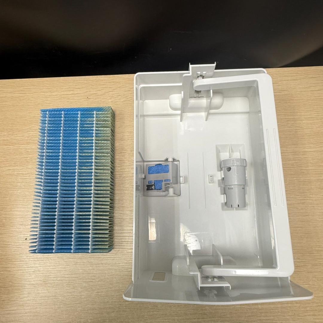 ★プラズマクラスター25000搭載　加湿空気清浄機　シャープ　KI-NS40