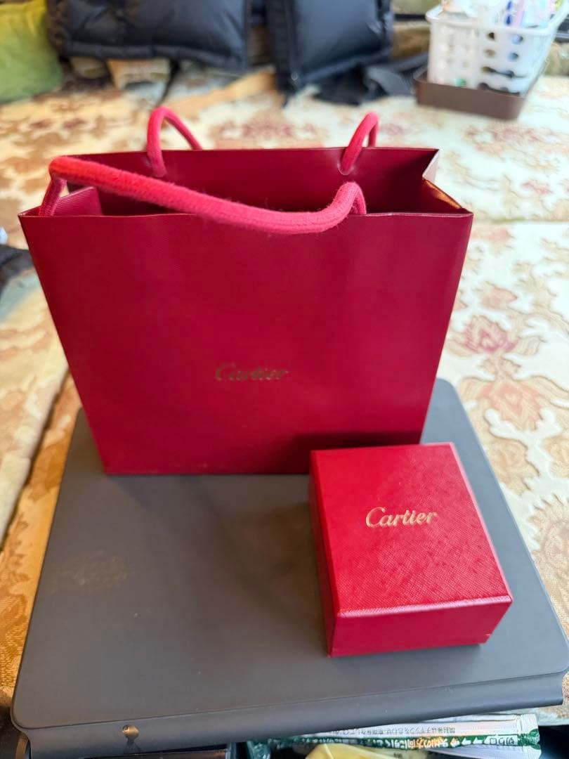 ko56さんせんようCartier シルバー ネックレス ロゴチャーム付き