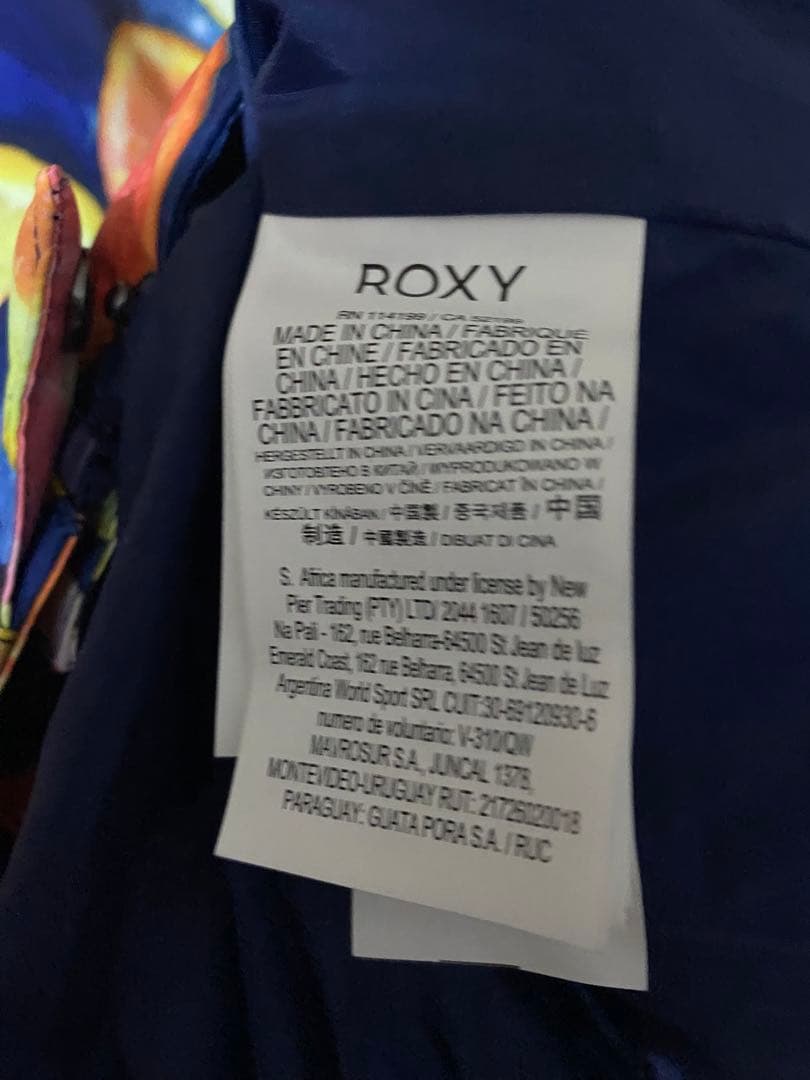 ROXY レディースM スノーボードウェア　スノーボードジャケット　フルーツ