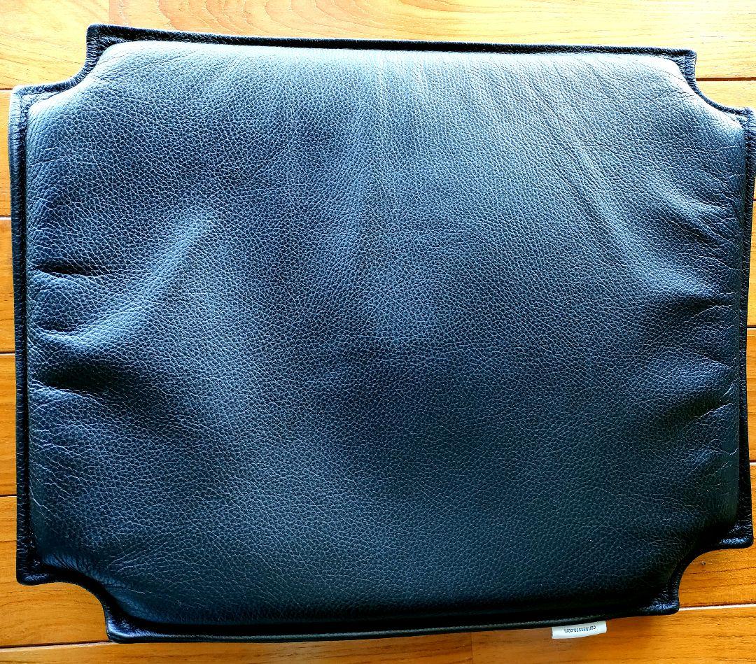 カールハンセン＆サン Yチェア専用クッション 正規品 ブラック レザー