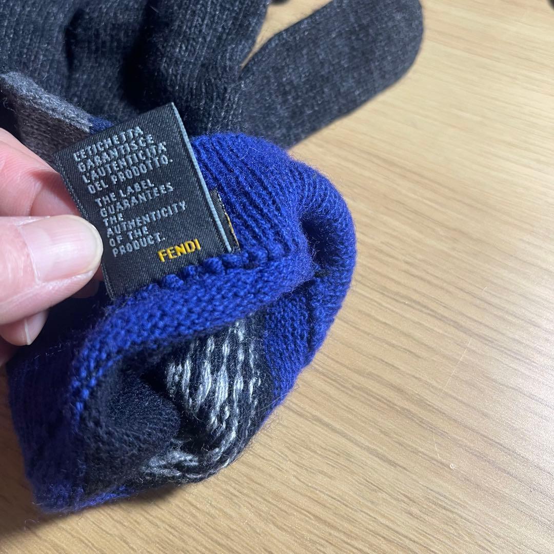 フェンディ　メンズ　マフラーと手袋 セット　ズッカ柄