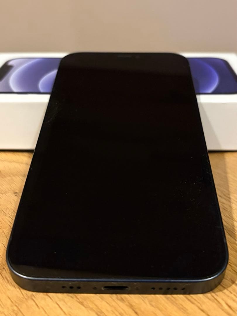 d*4様 Apple iPhone 12 64GB ブラック 本体