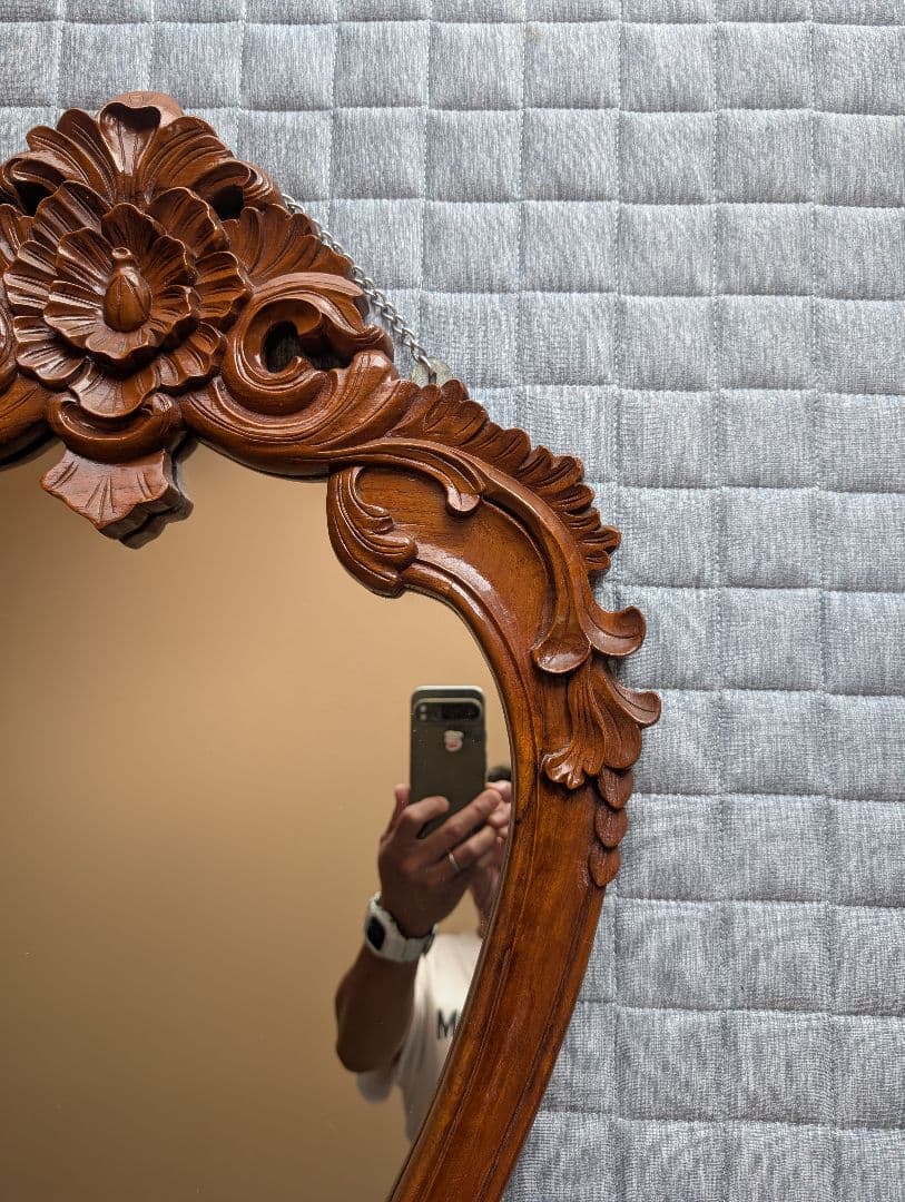 クラシック木製壁掛け鏡
