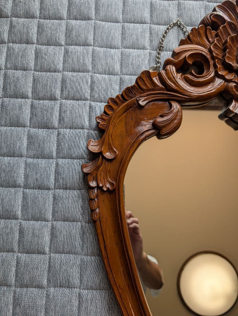 クラシック木製壁掛け鏡