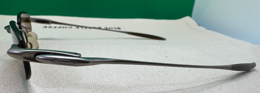 【希少・美品】OAKLEY Why3　ビンテージサングラス　外箱・マイクロバッグ