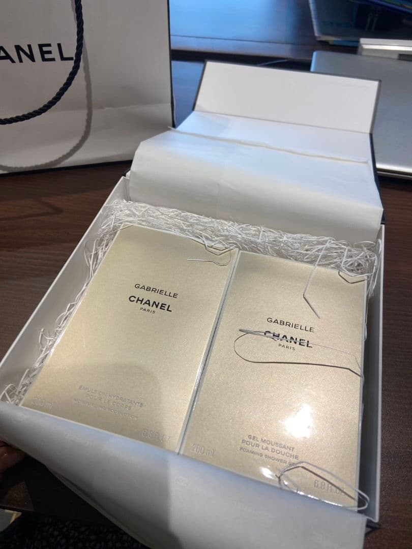 【新品未使用】CHANEL シャネル ボディーローション・シャワージェルセット