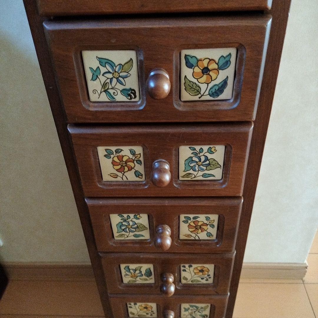 花柄の木製引き出し 9個