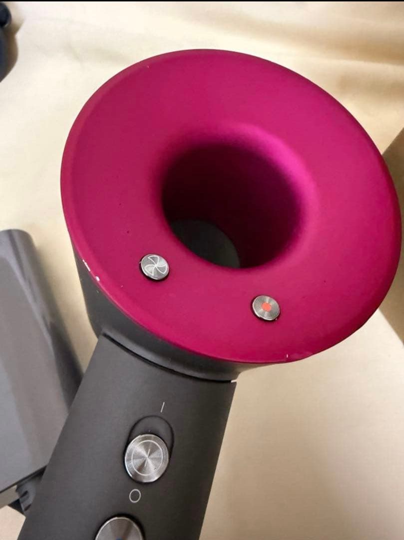 【作動問題なし】ダイソン　ヘアドライヤー　Supersonic Ionic