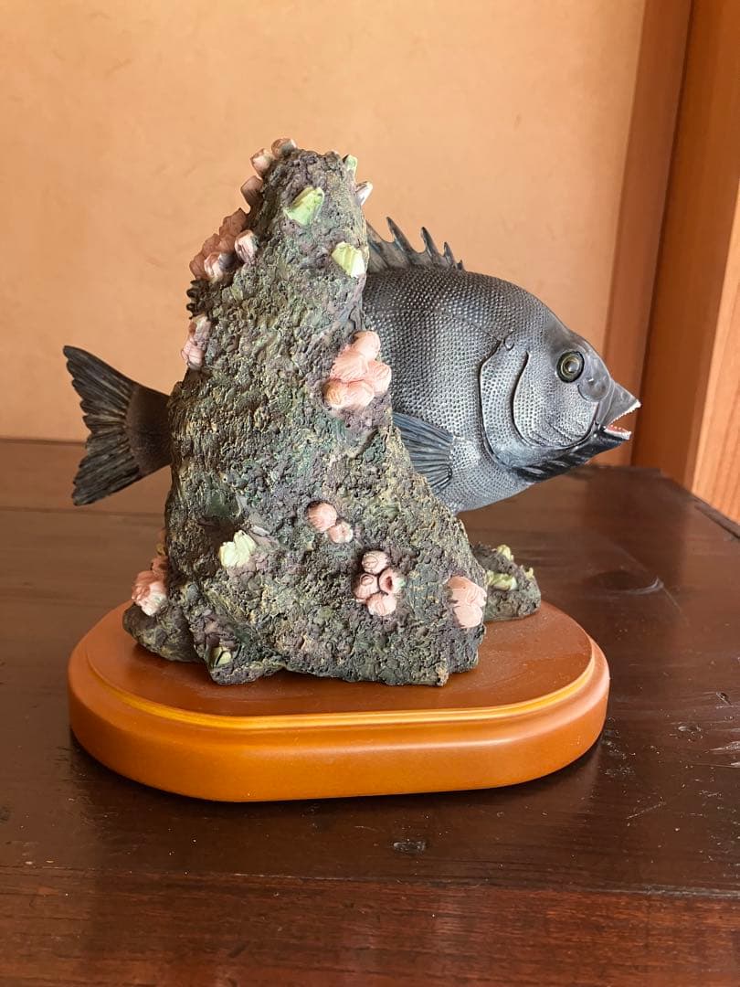 日本の石鯛置物