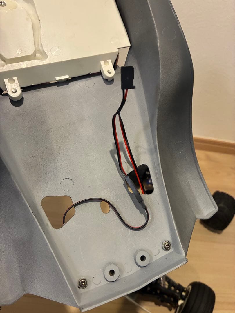 タミヤ ホリデーバキー 540モーター仕様　ヘッドライトLED付き