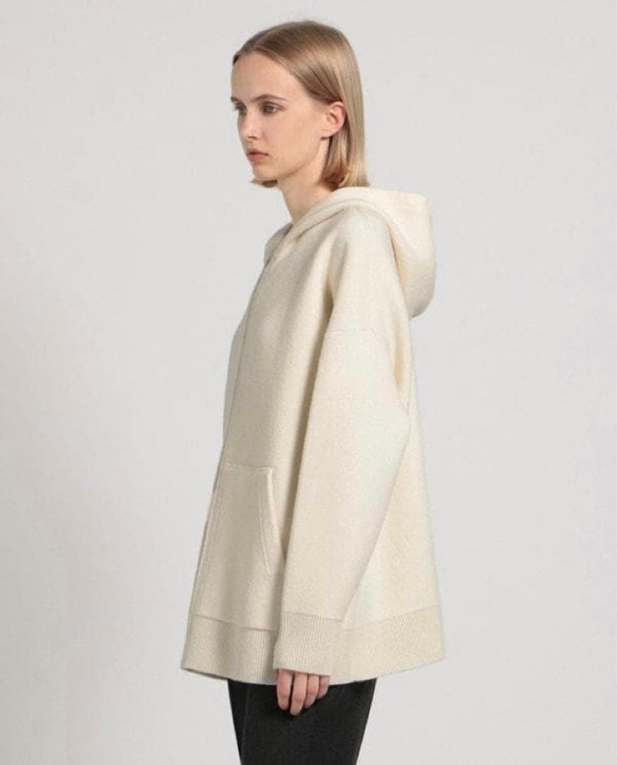 【美品✨】Theory パーカー 24AW HOODIE LANA CASH 黒