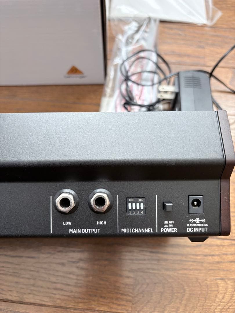 ベリンガー　Behringer Model-D