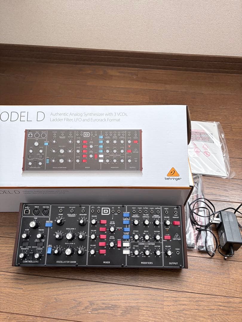 ベリンガー　Behringer Model-D