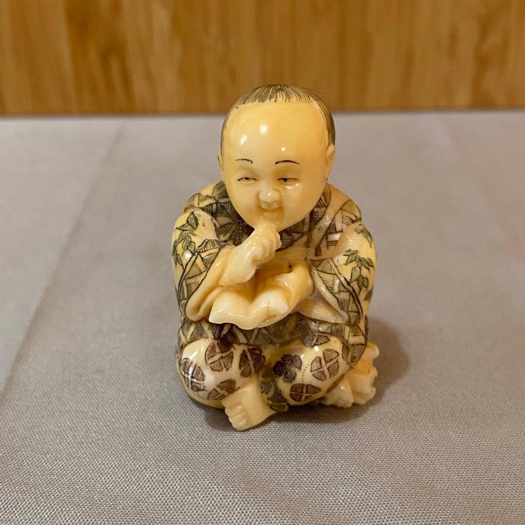 古美術 在銘 山口 カバ牙 根付 河馬 骨董 Netsuke 人物 彫刻⑧