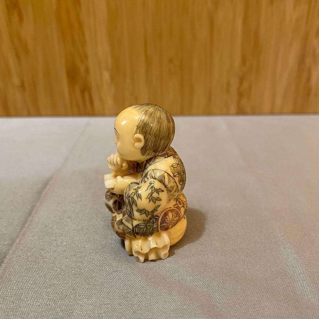 古美術 在銘 山口 カバ牙 根付 河馬 骨董 Netsuke 人物 彫刻⑧