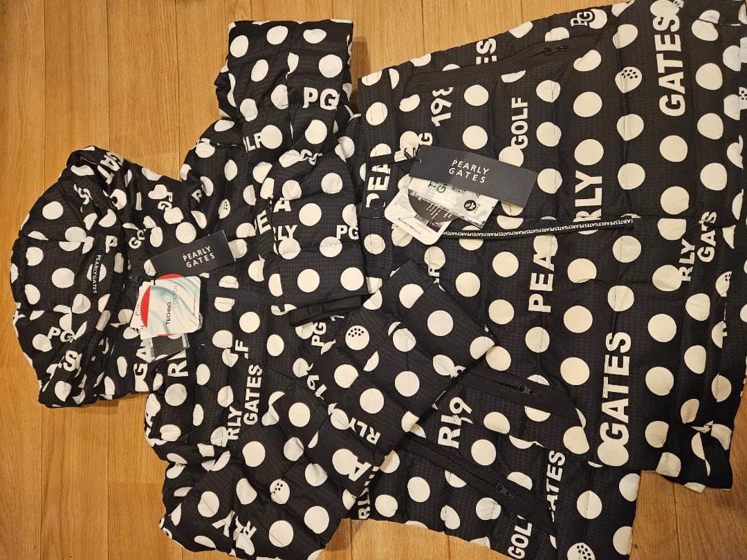 新品パーリーゲイツセットアップ