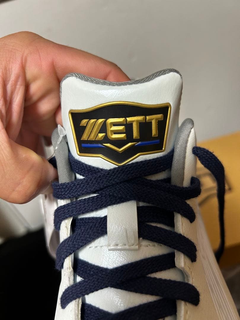 ZETT ネオステイタス　スパイク　高校野球対応