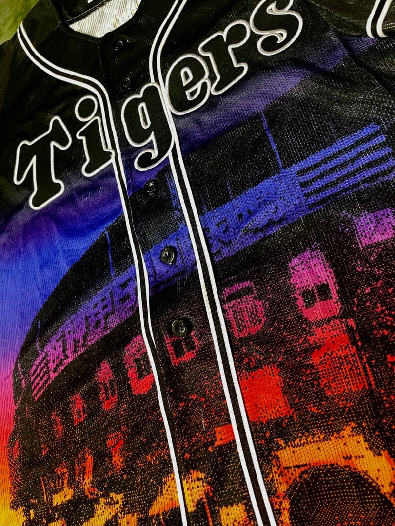 【レア】阪神タイガース デザインジャージ 甲子園 花火 1000枚限定 サイズS