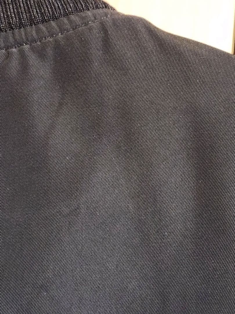 新品タグ付きアンティカ　ダウンのような暖かさ MA-1 アウターブラック