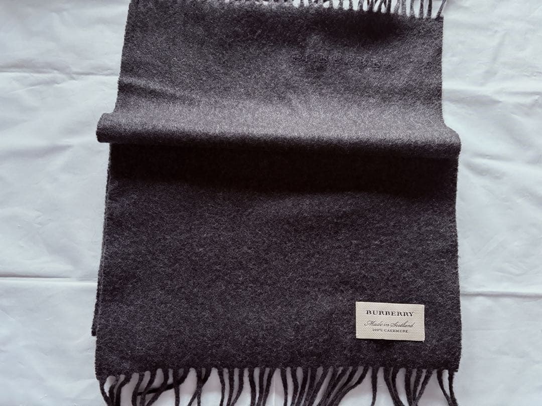 BURBERRY・カシミヤ100％マフラー Made in Scotland
