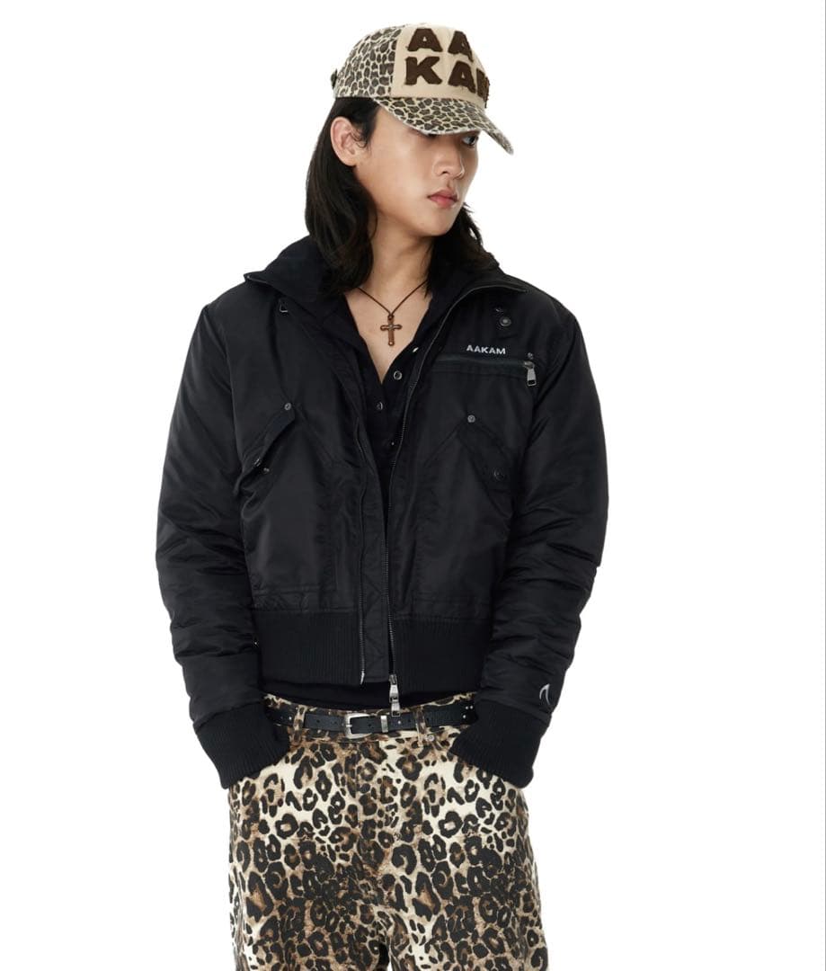 ジャケット・アウター AAKAM High-Neck Bomber Jacket (Black)