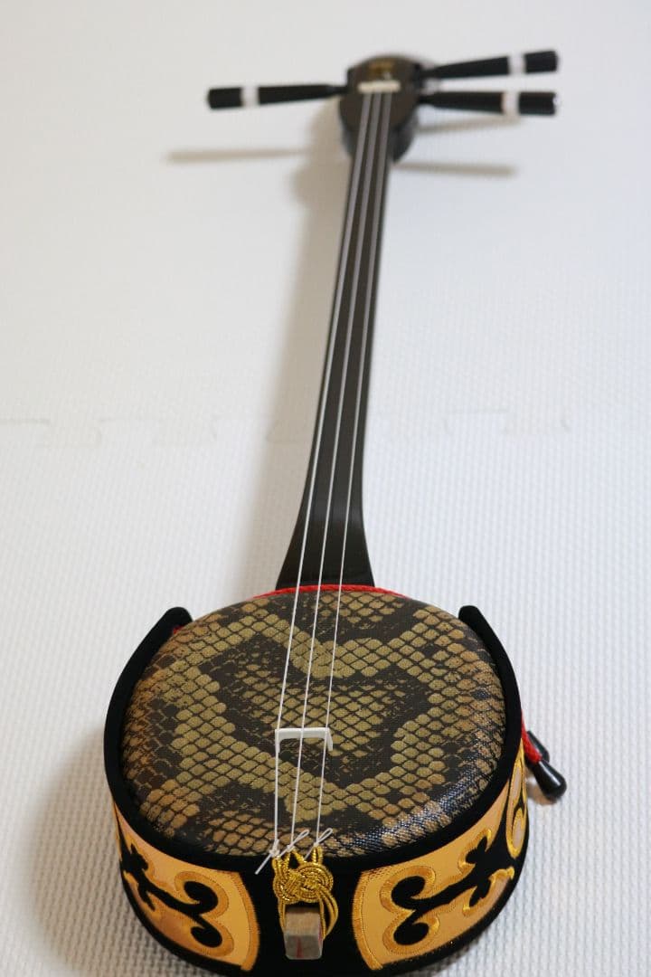 三線　沖縄三線リーズナブルな練習用　新品未使用品
