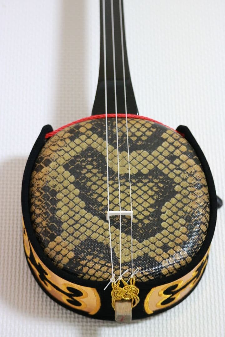 三線　沖縄三線リーズナブルな練習用　新品未使用品